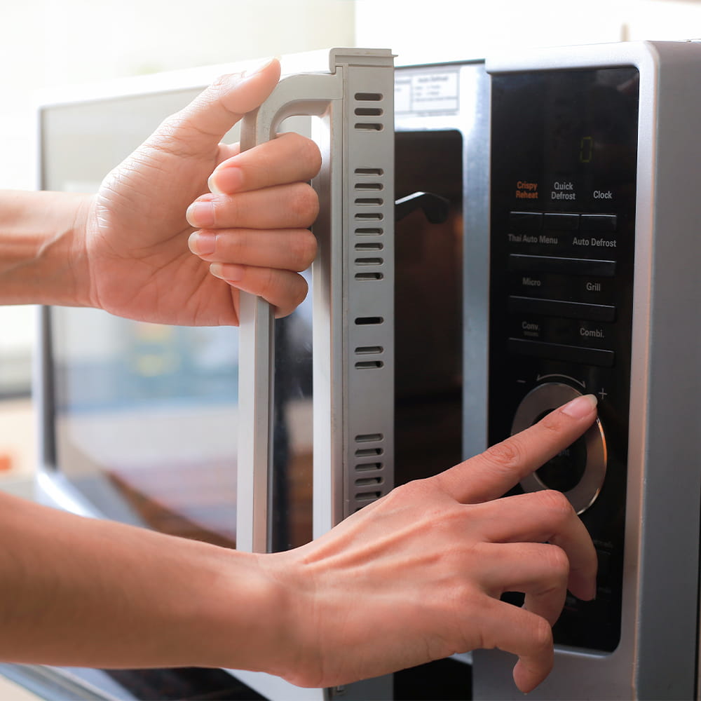 Petits appareils électroménagers<br>
Produits bruns<br>
Systèmes de sonorisation</br>
Téléviseurs